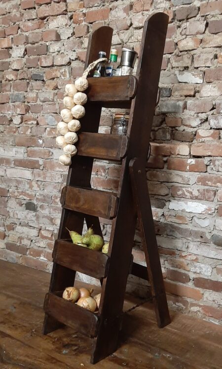 etagere oude steenmal
