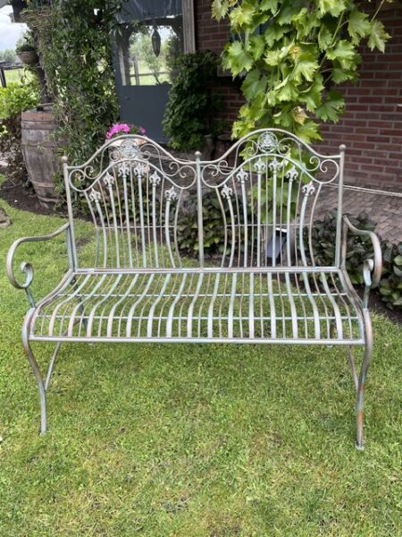 Tuinbank oud groen/reddisch green